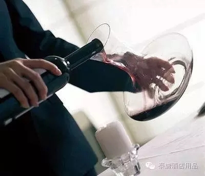 用醒酒器醒酒 是個怎樣的過程？