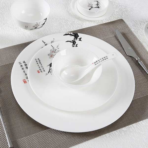 一枝獨(dú)秀骨瓷擺臺(tái)餐具